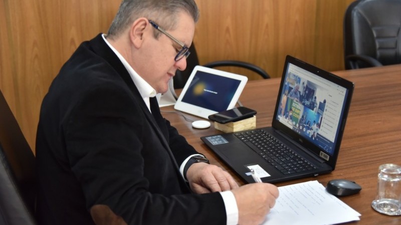 Vice-governador Ranolfo Vieira Júnior representou o governador Leite na reunião virtual 
