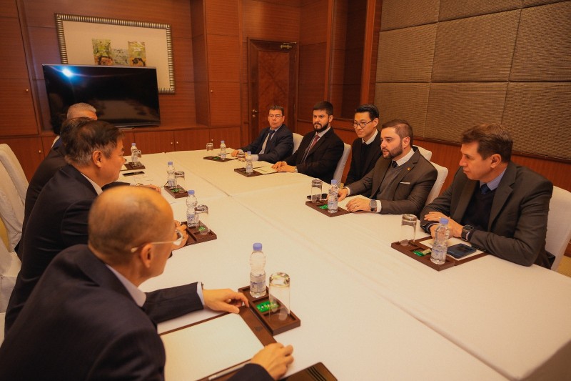 Reunião entre comitiva do Governo do Estado e empresas chinesas