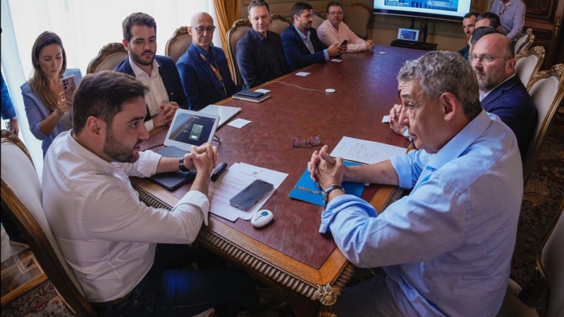 Governador em exercício e prefeito de Porto Alegre debatem projetos de reconstrução