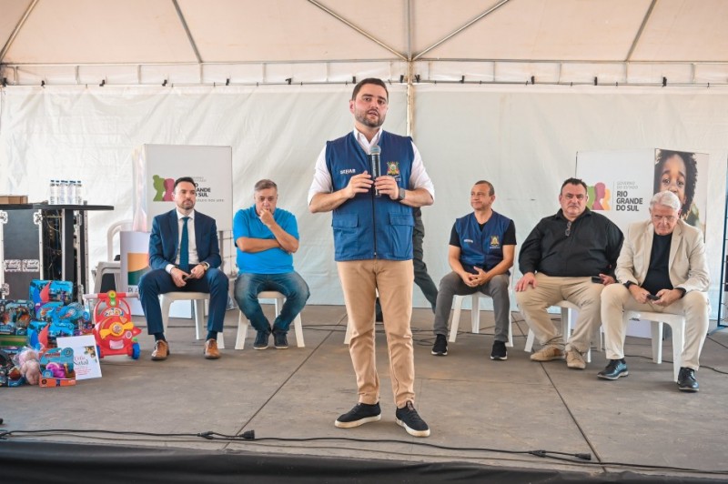Governo entrega casas temporárias em São Jerônimo 1