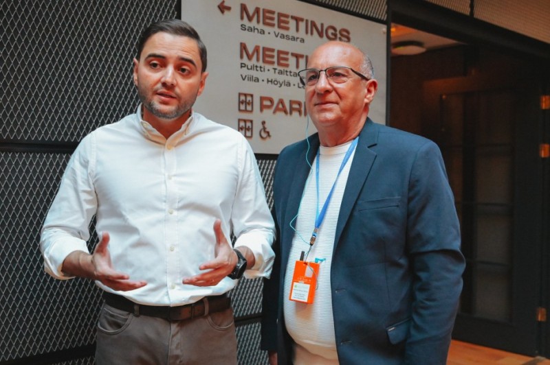 Gabriel Souza na Agência Digital na Finlândia