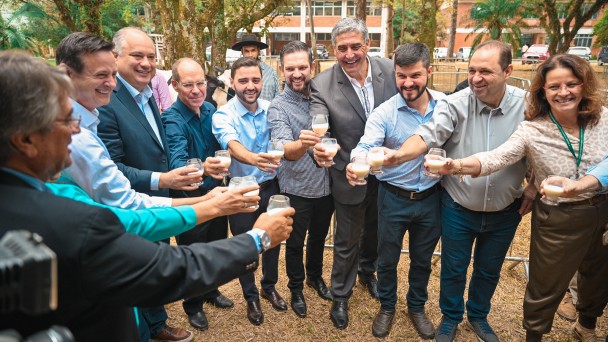 04 04 2024   Lançamento Oficial da Fenasul Expoleite 2024 (1)