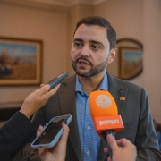 08 04 2024   Vice governador Gabriel Souza participa da reunião almoço MenuPOA (4)